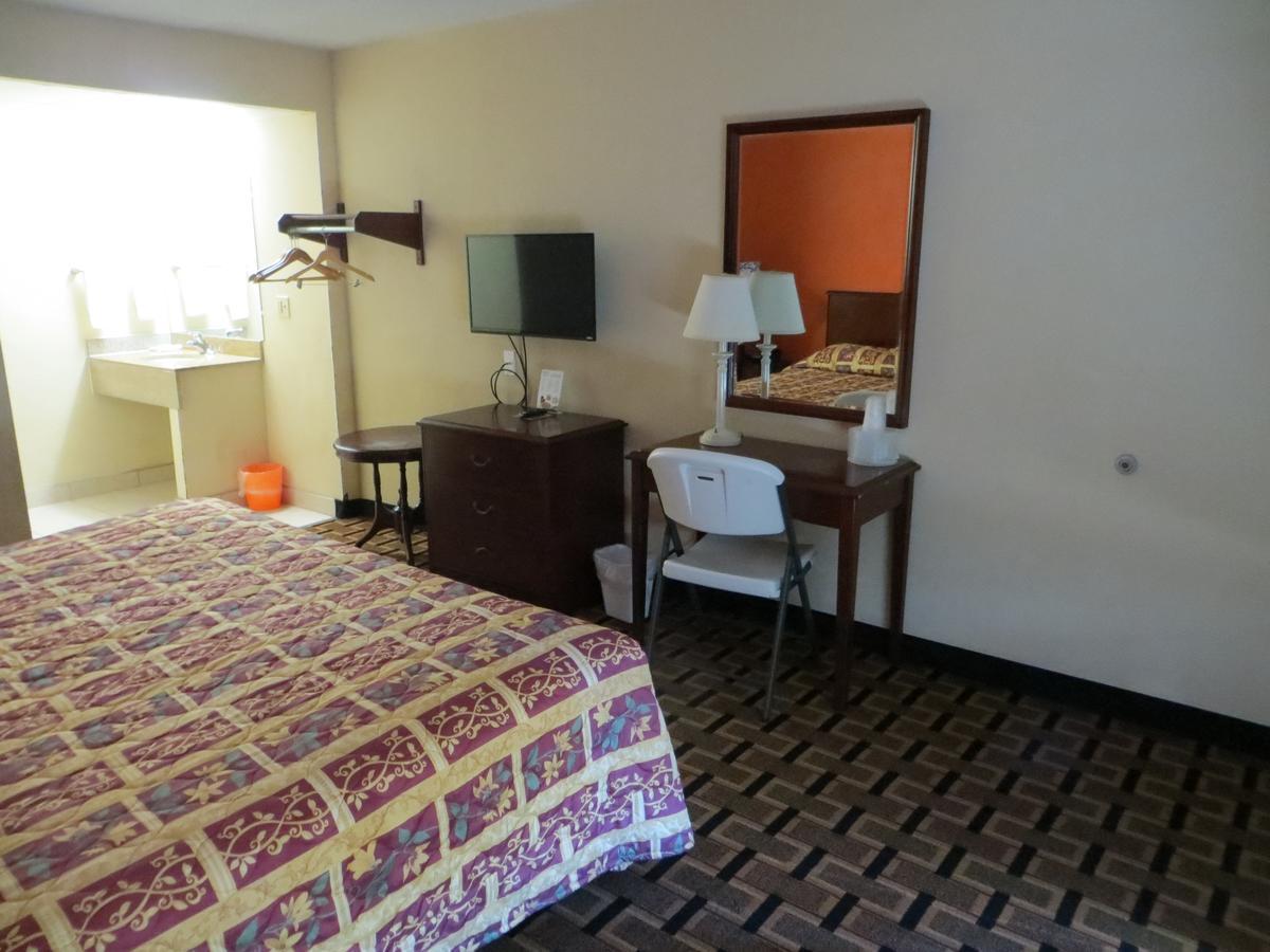 קוקואה Budget Inn מראה חיצוני תמונה