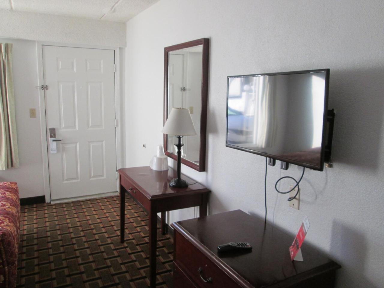 קוקואה Budget Inn מראה חיצוני תמונה